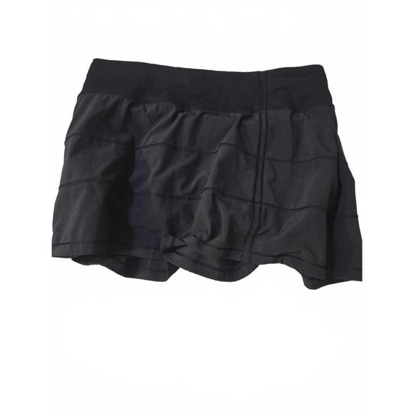 Pants - Lululemon Women's Black Athletic Shorts Size 6 Regular